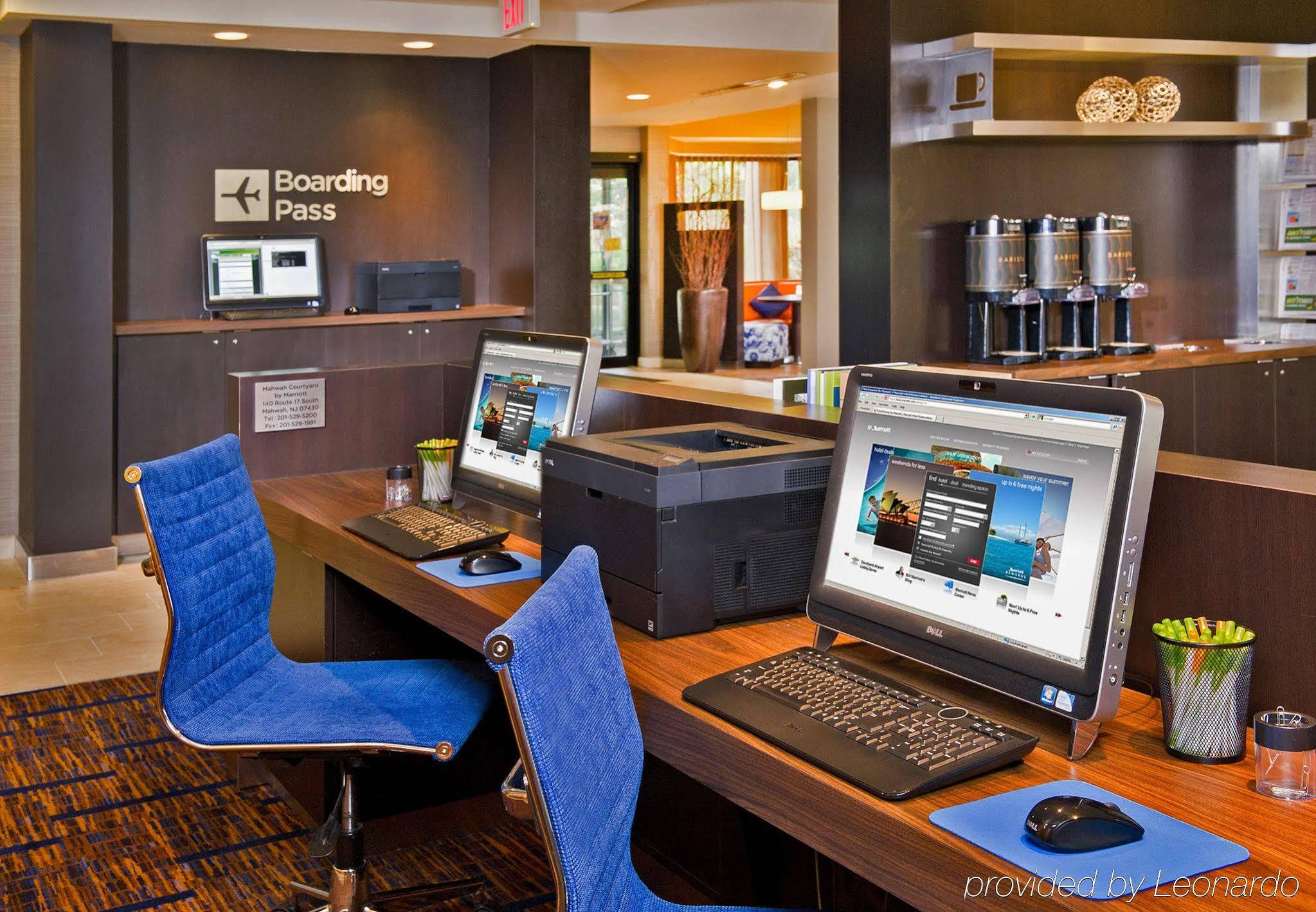 Courtyard By Marriott Hotel