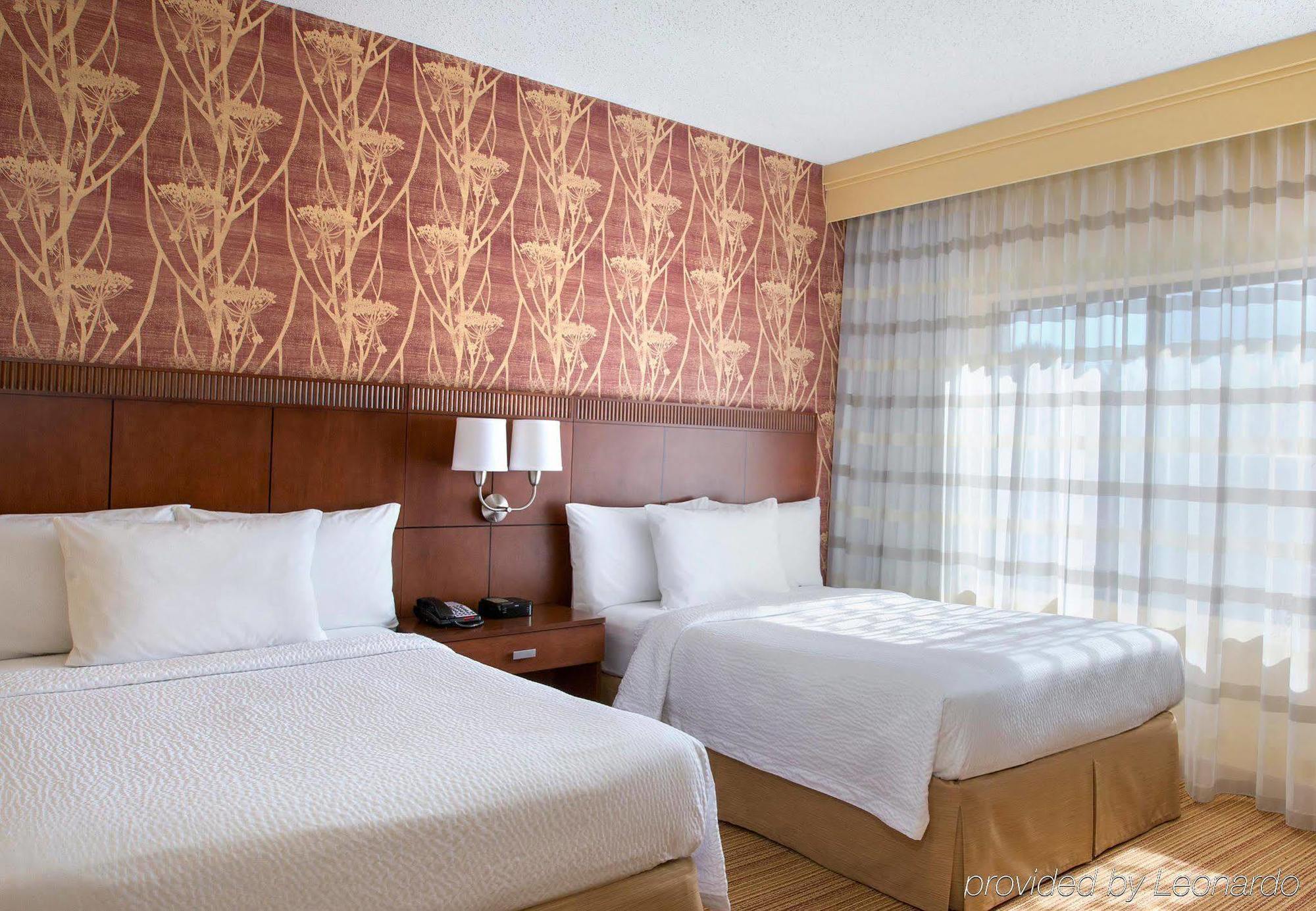 Hotel Courtyard By Marriott 3*