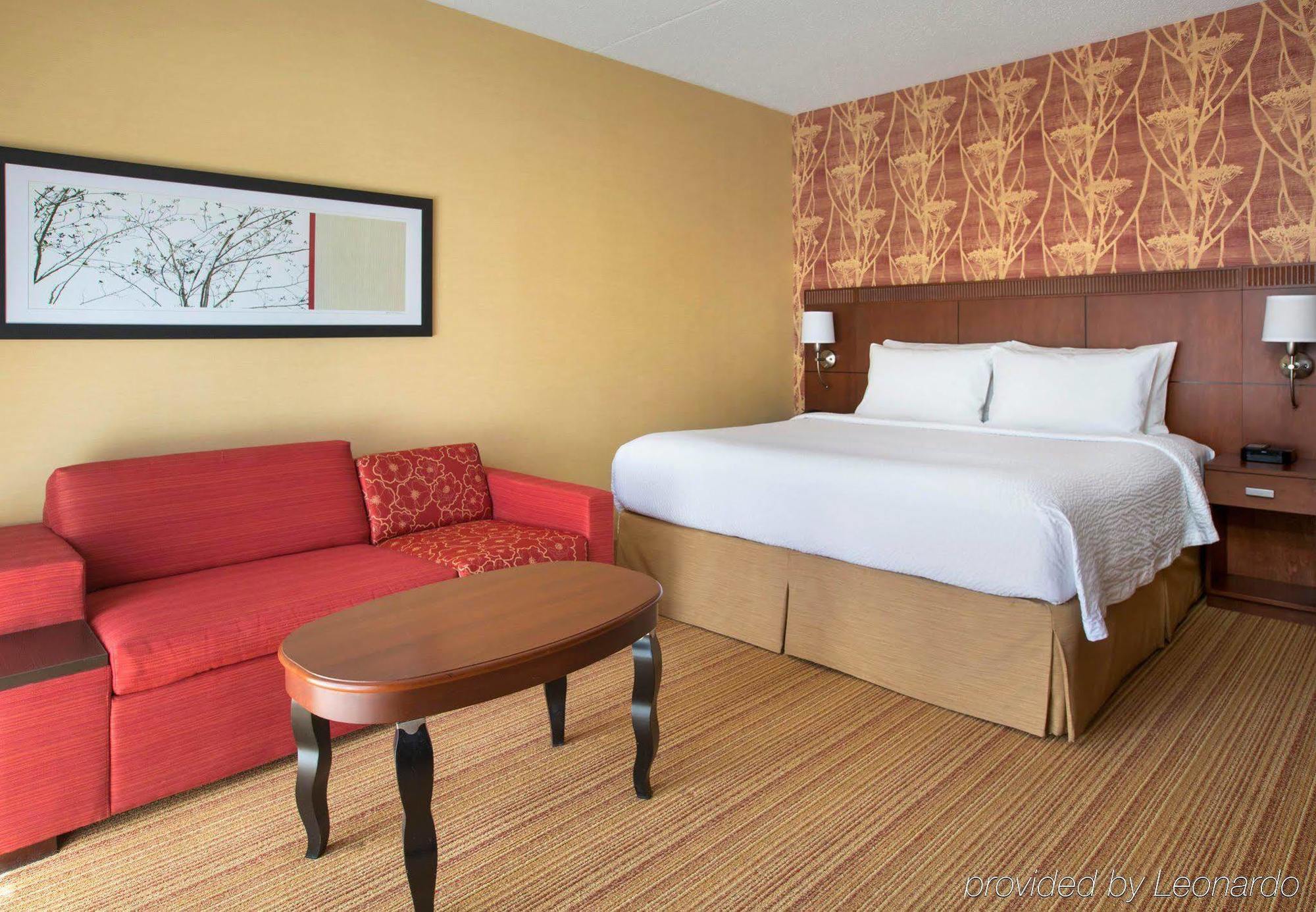 Courtyard By Marriott Hotel 3*